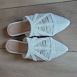 KAANAS Wicker Woven White Mules 6